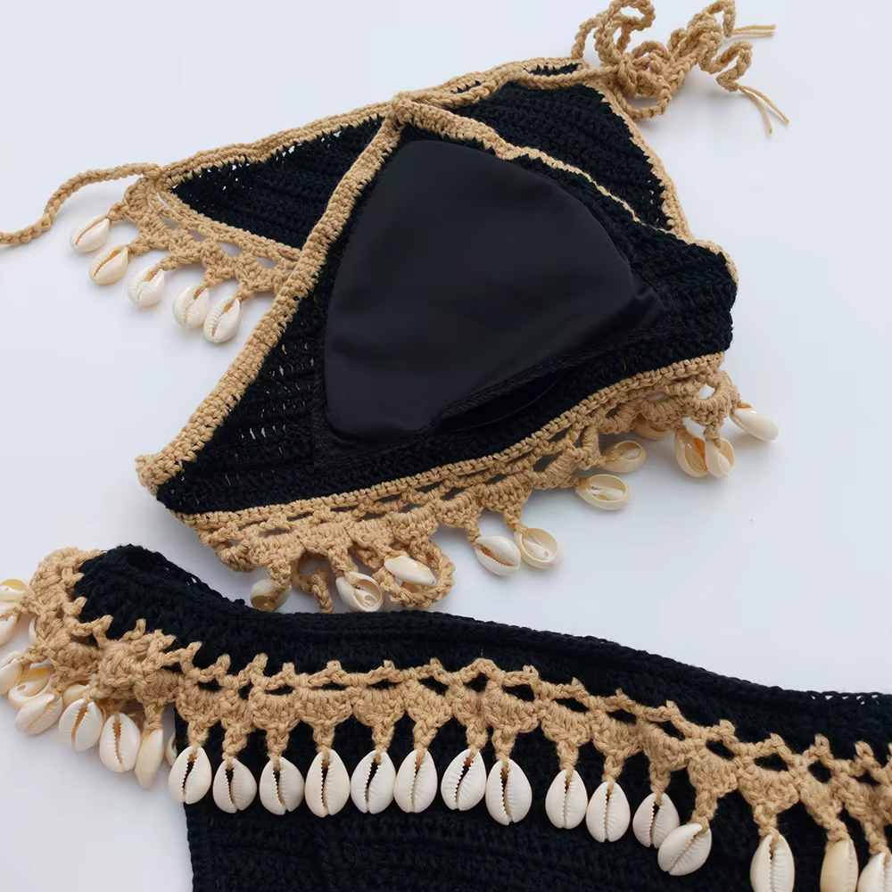 Haut de bikini pour femme en crochet avec pompons coquillage