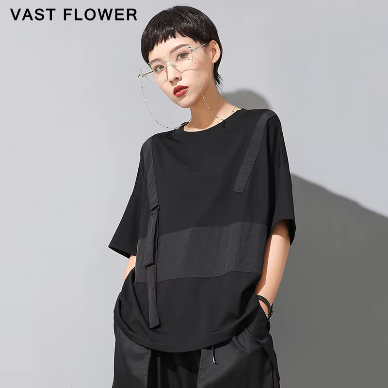 T-shirt noir contrastant pour femme