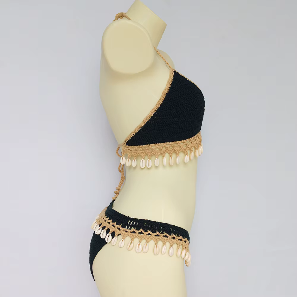 Haut de bikini pour femme en crochet avec pompons coquillage