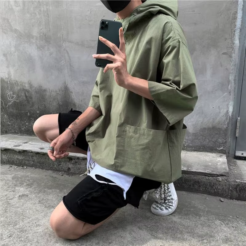 T-shirt à Capuche pour Homme