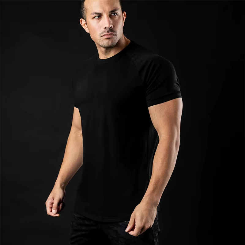 T-shirt uni hommes nouvelle mode t-shirts été coton à manches courtes