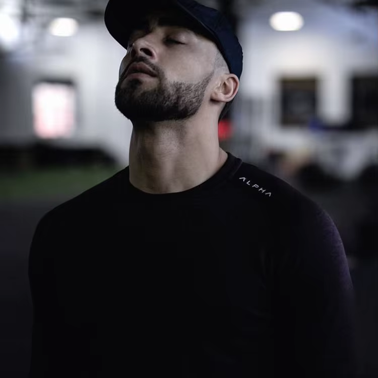 T-shirt de musculation à manches longues pour hommes