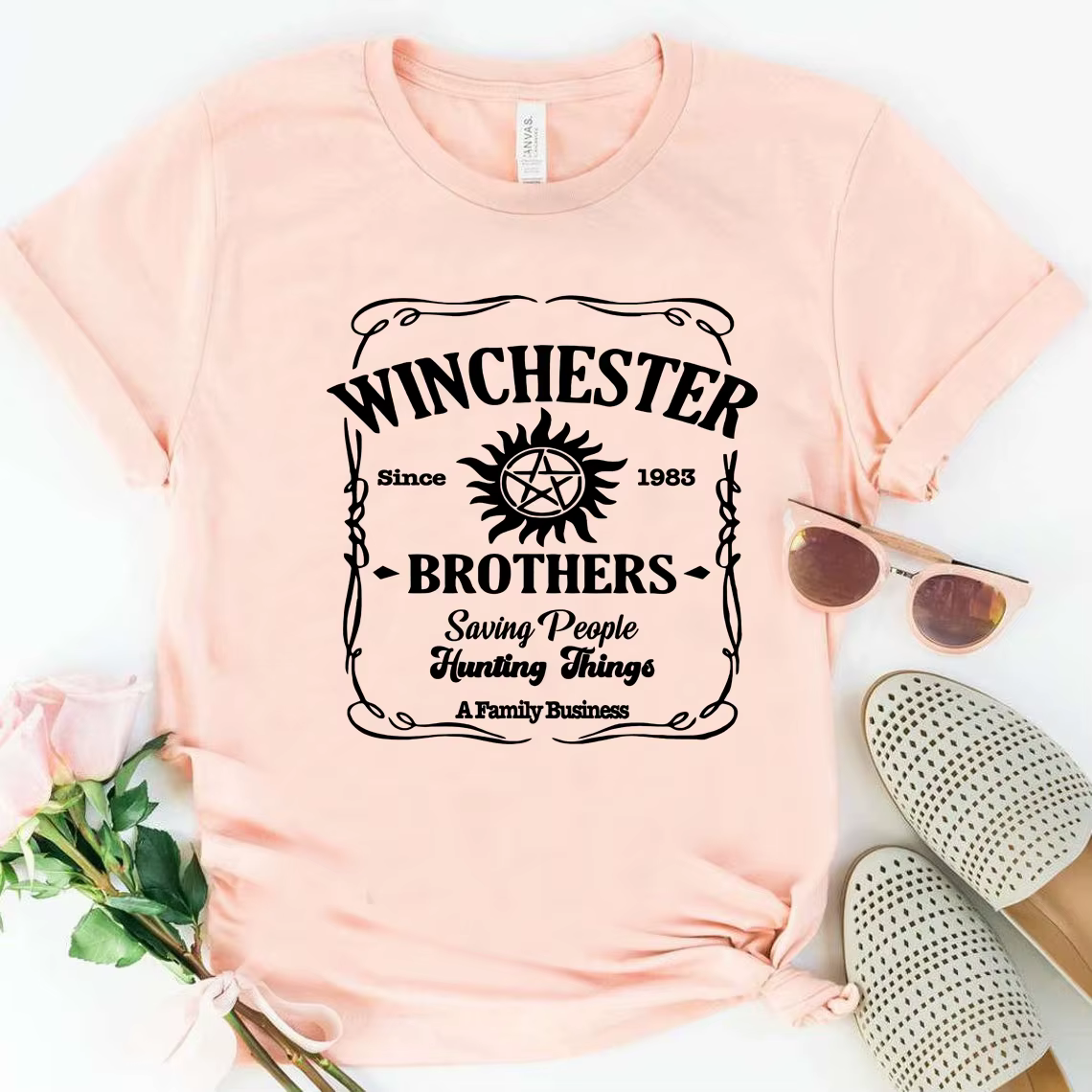 T-shirt inspiré de la série télévisée Winchester Brothers, chemise naturelle, chemises esthétiques vintage, cadeau GérGift, Sam et ROM