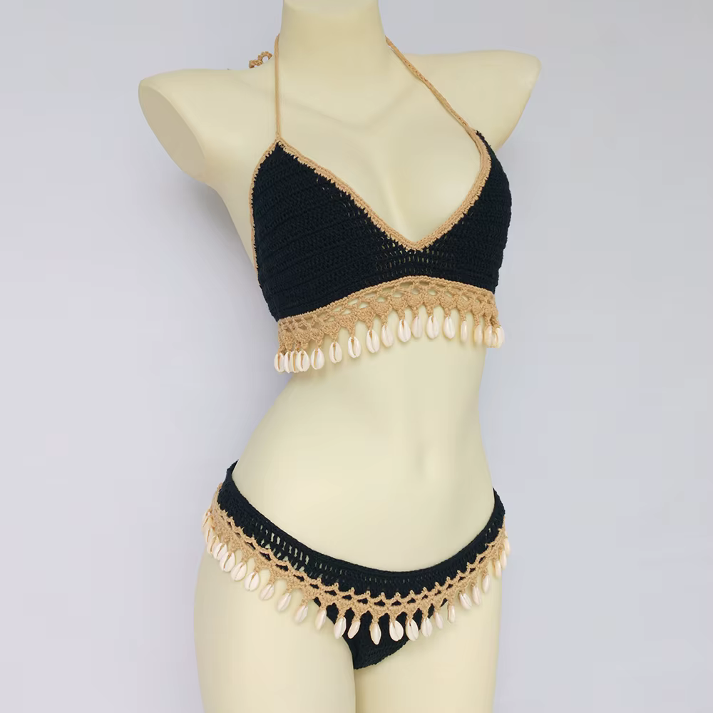 Haut de bikini pour femme en crochet avec pompons coquillage