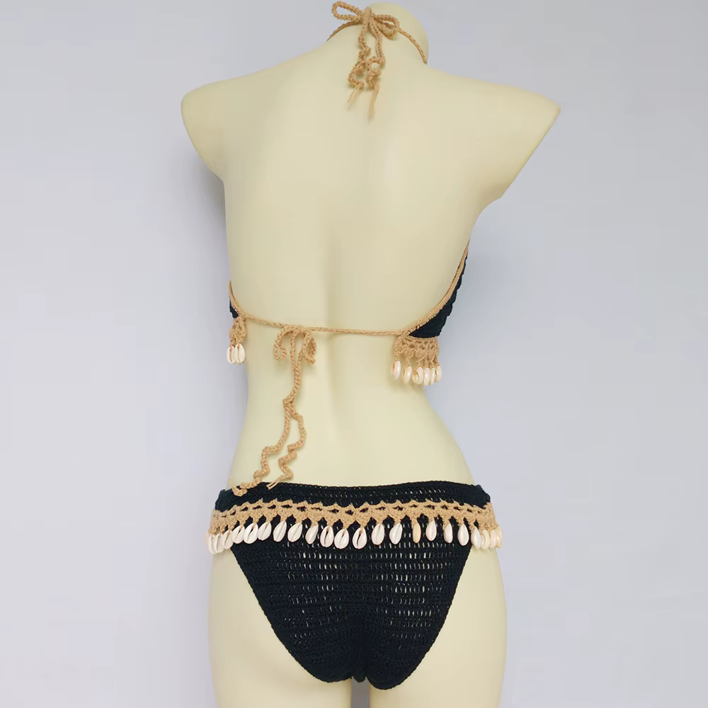 Haut de bikini pour femme en crochet avec pompons coquillage
