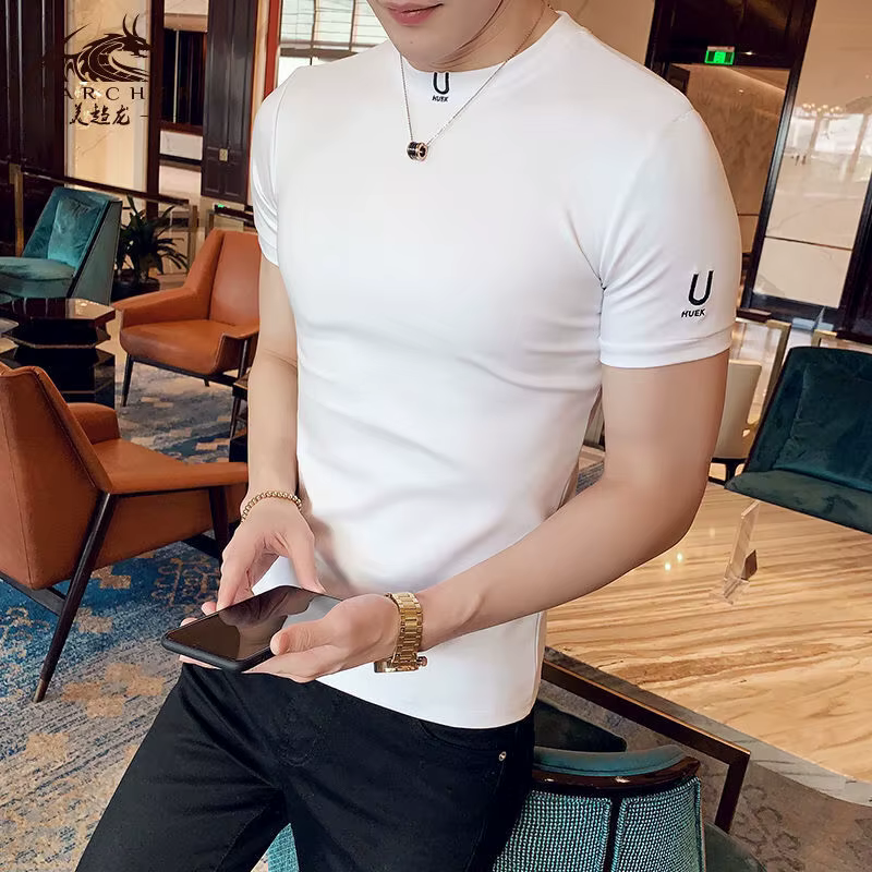 T-shirt noir pour homme