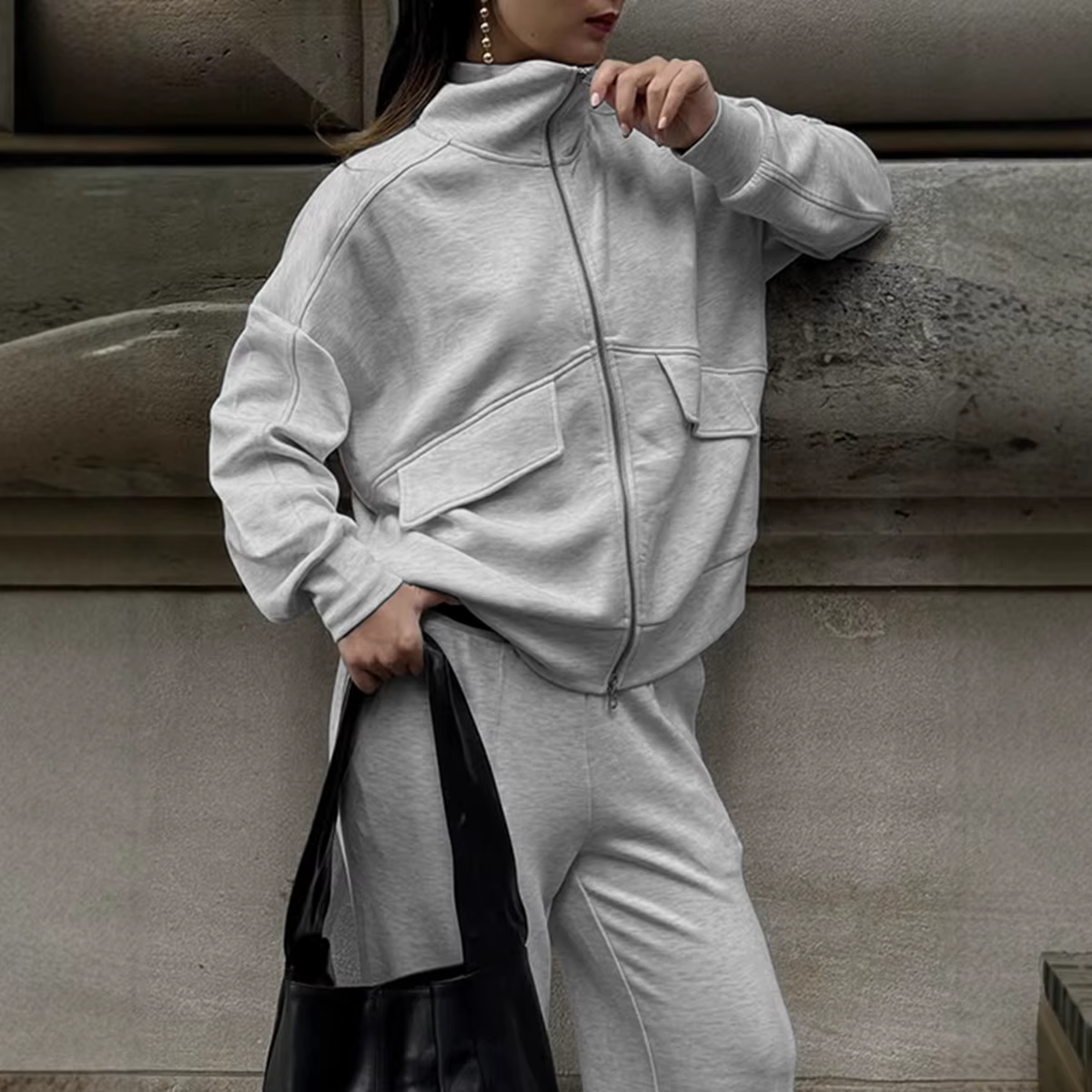 Ensemble deux pièces sweat-shirt et pantalon gris pour femmes