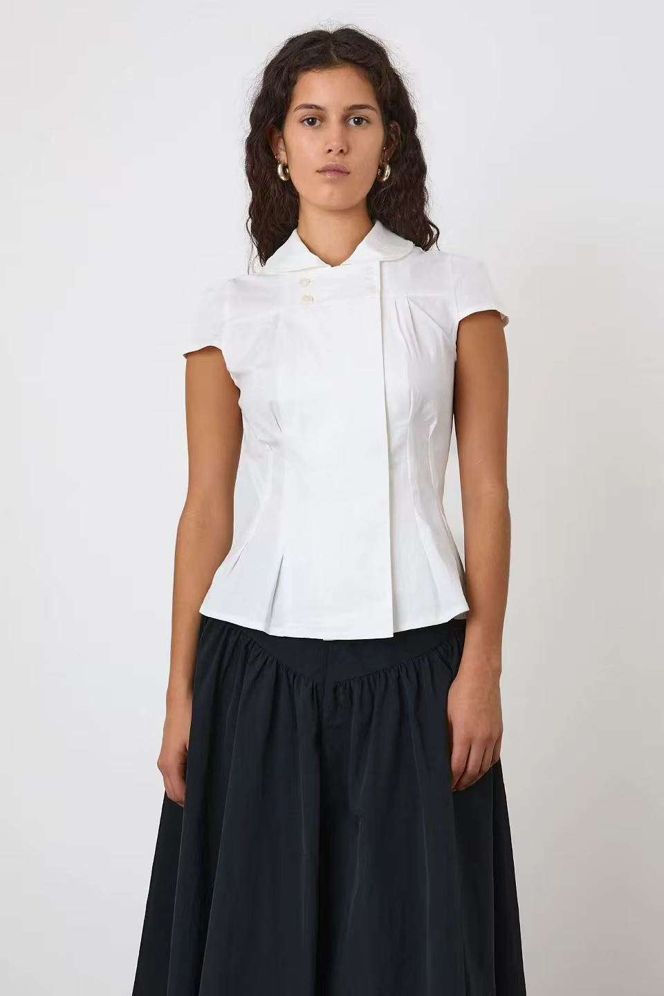 Chemisier blanc Peachy Den à col boutonné