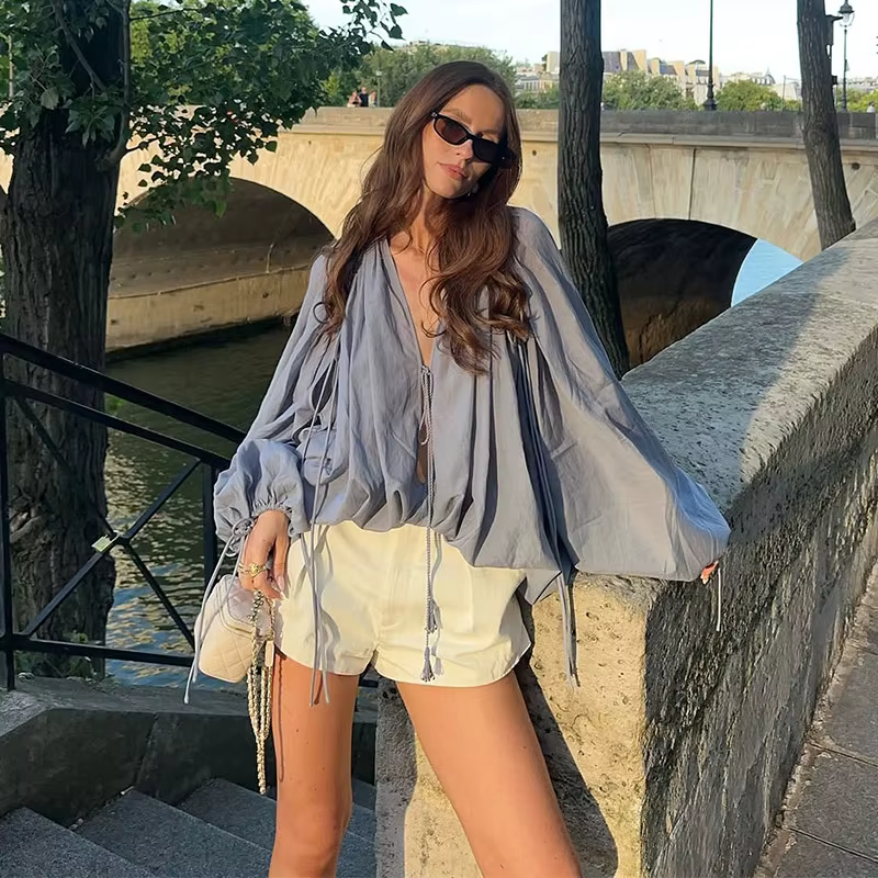 Haut pour femme à manches lanternes, col en V, avec lien, manches longues, cardigan plissé à cordon de serrage, coupe ample, style minimaliste uni