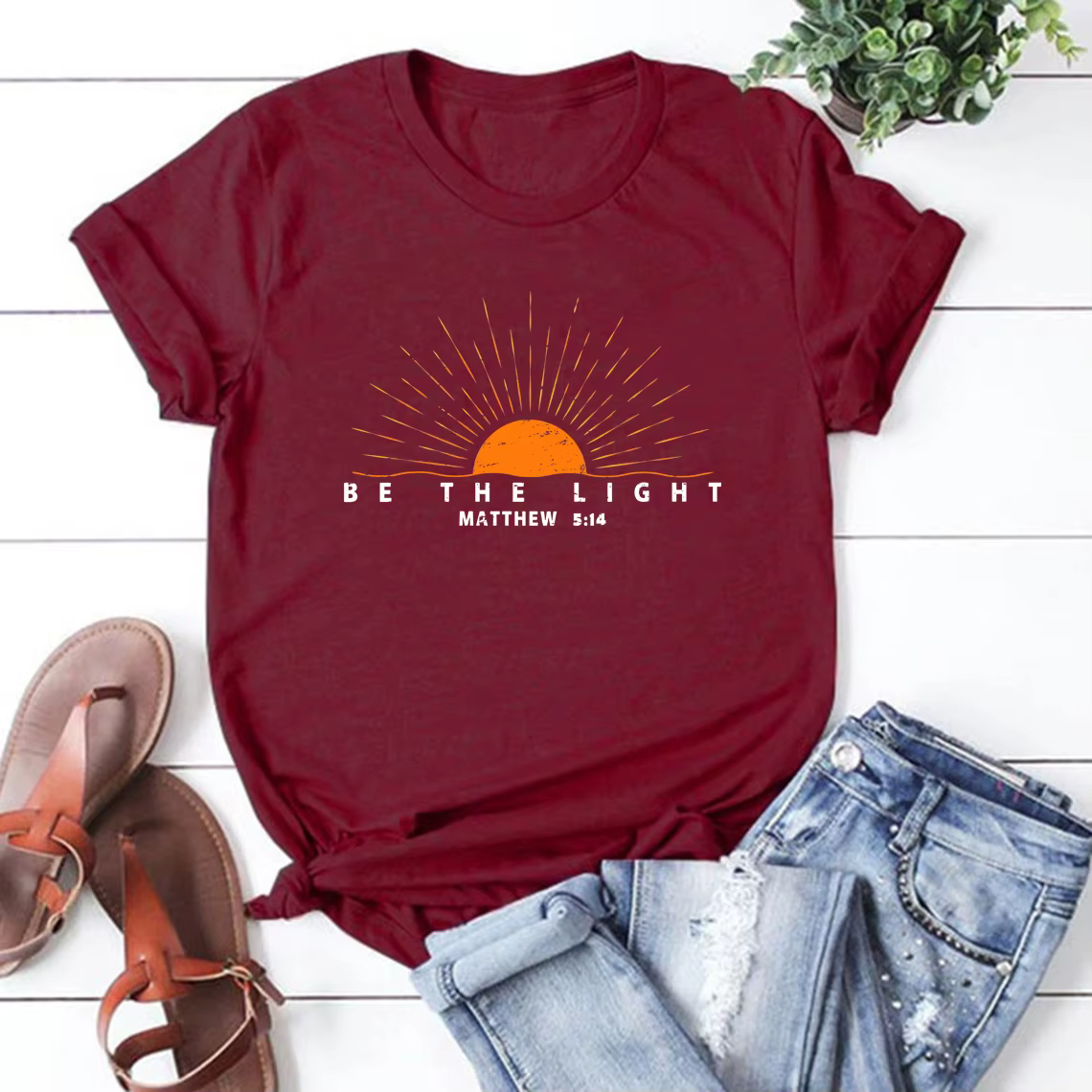 T-shirt Be The Light Matthew 5:14