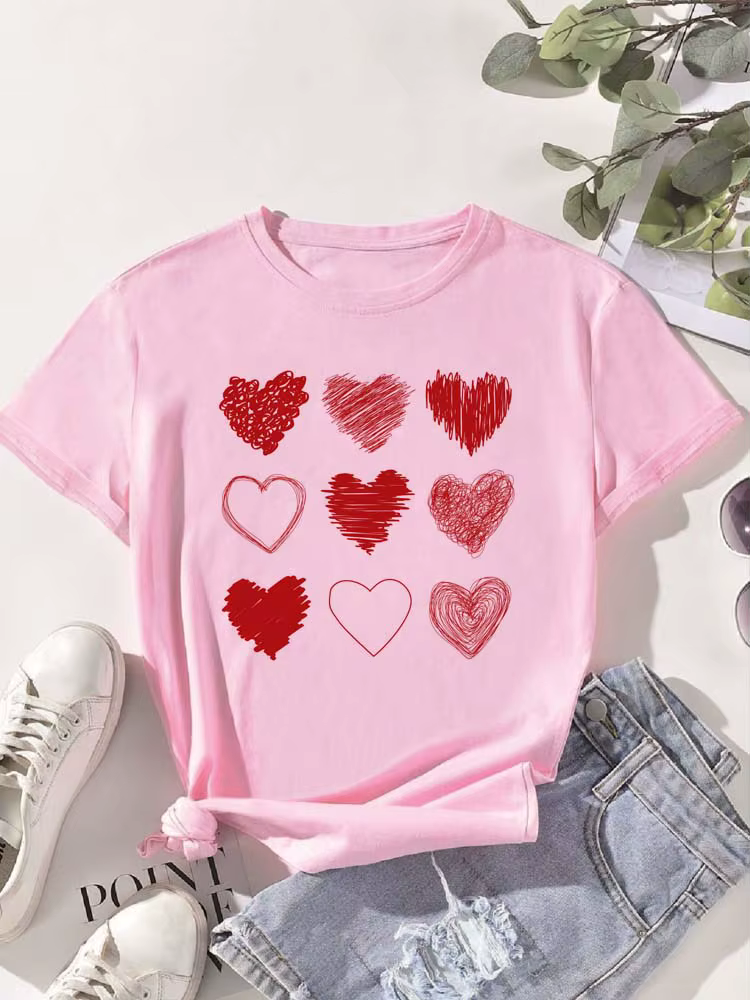 T-shirts pour femmes imprimés cœur rouge