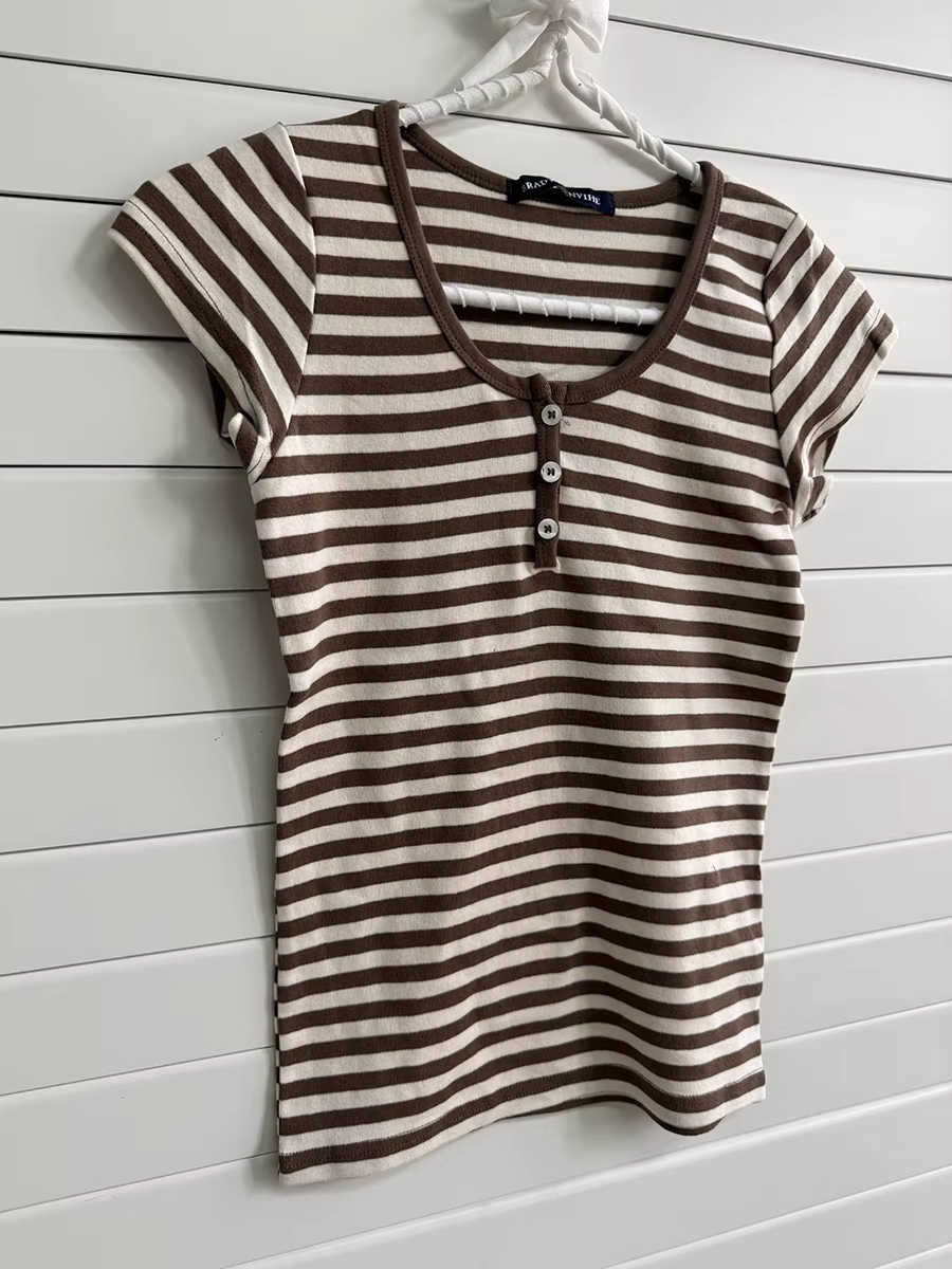 T-shirts rayés marron pour femmes