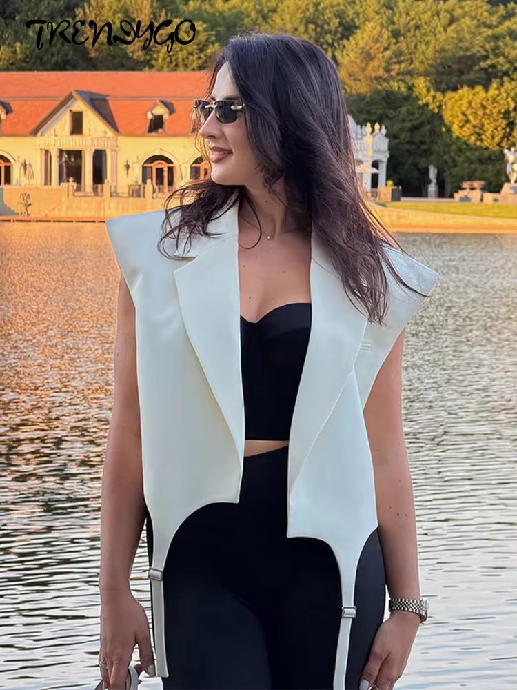 Gilet sans manches à revers et ourlet asymétrique pour femme