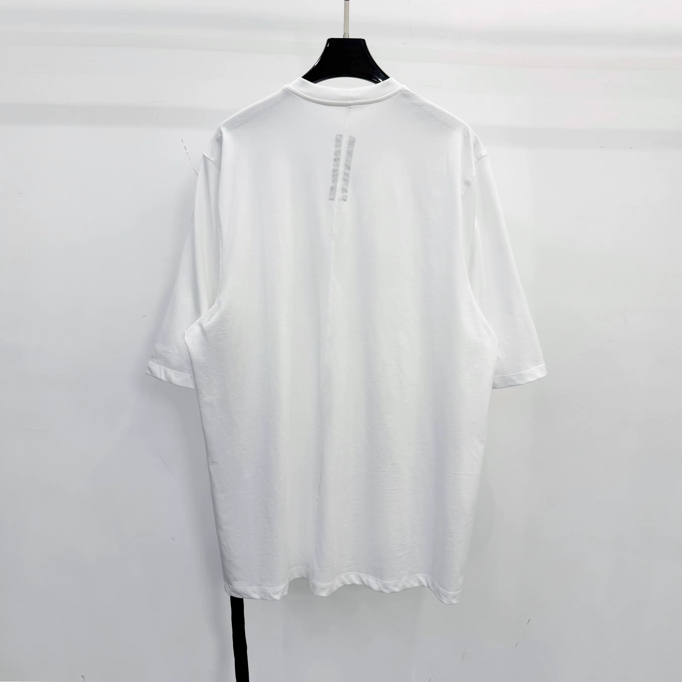 T-shirt Oversize Homme Owen Seak 100% Coton Style Gothique Décontracté Haut Tendance Été Designer Urbain pour Femme Noir Blanc