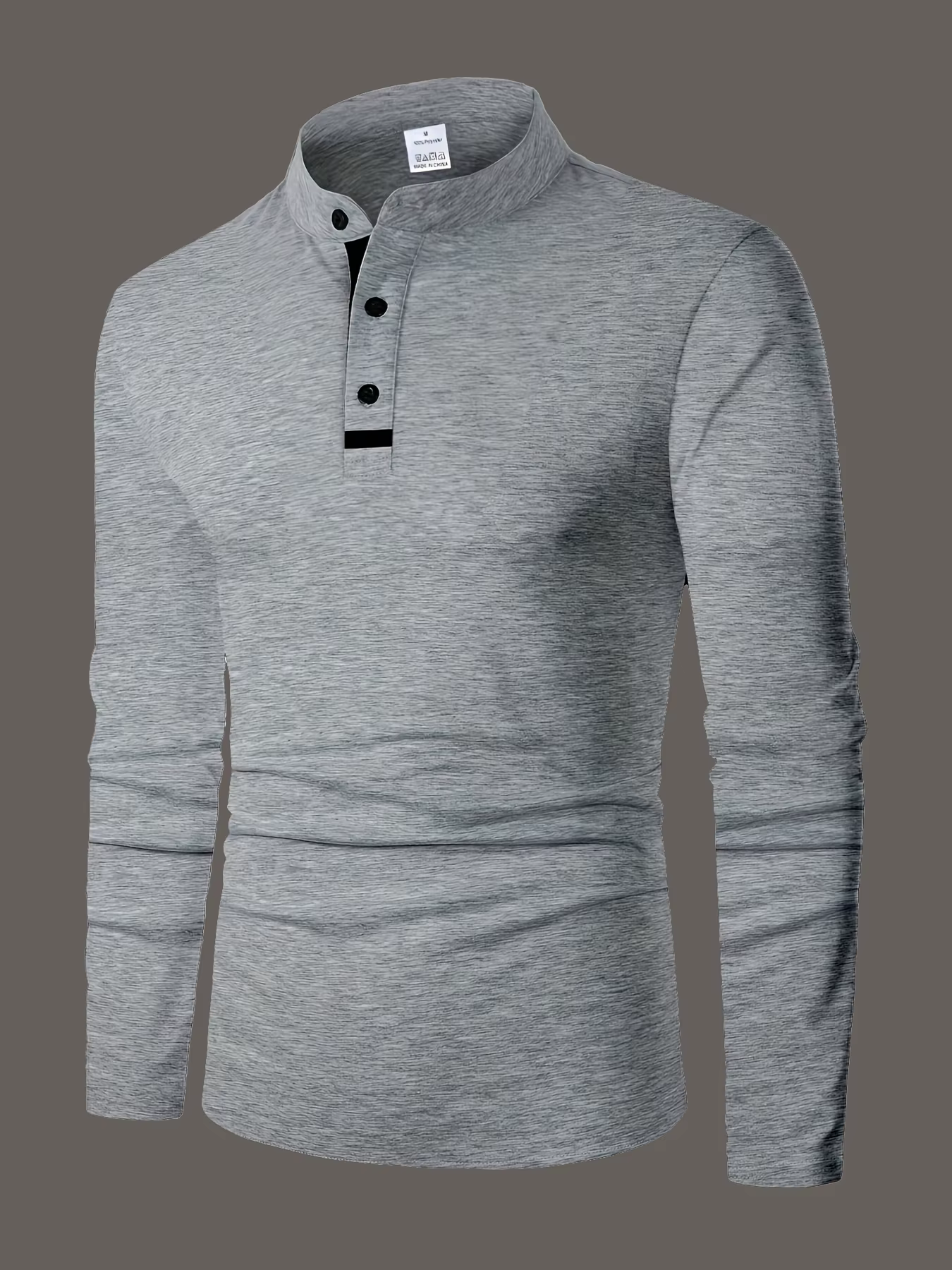 Un polo élégant à col rond pour hommes