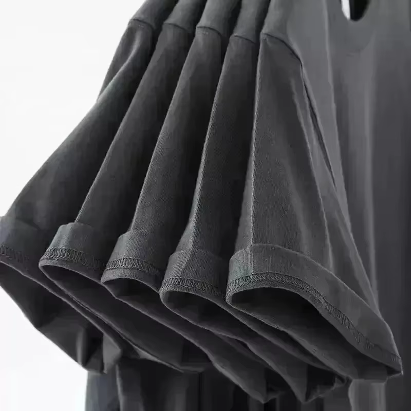 T-shirt décontracté à coupe régulière neutre Counter Strike pour hommes. Le cadeau idéal pour les fans
