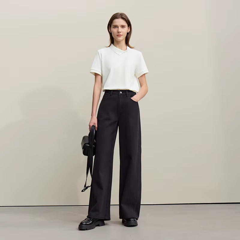 Polo Amii pour femme – Collection été 2026 – T-shirt décontracté à col revers et manches courtes avec patte de boutonnage asymétrique – Idéal pour superposer – Référence 12622015