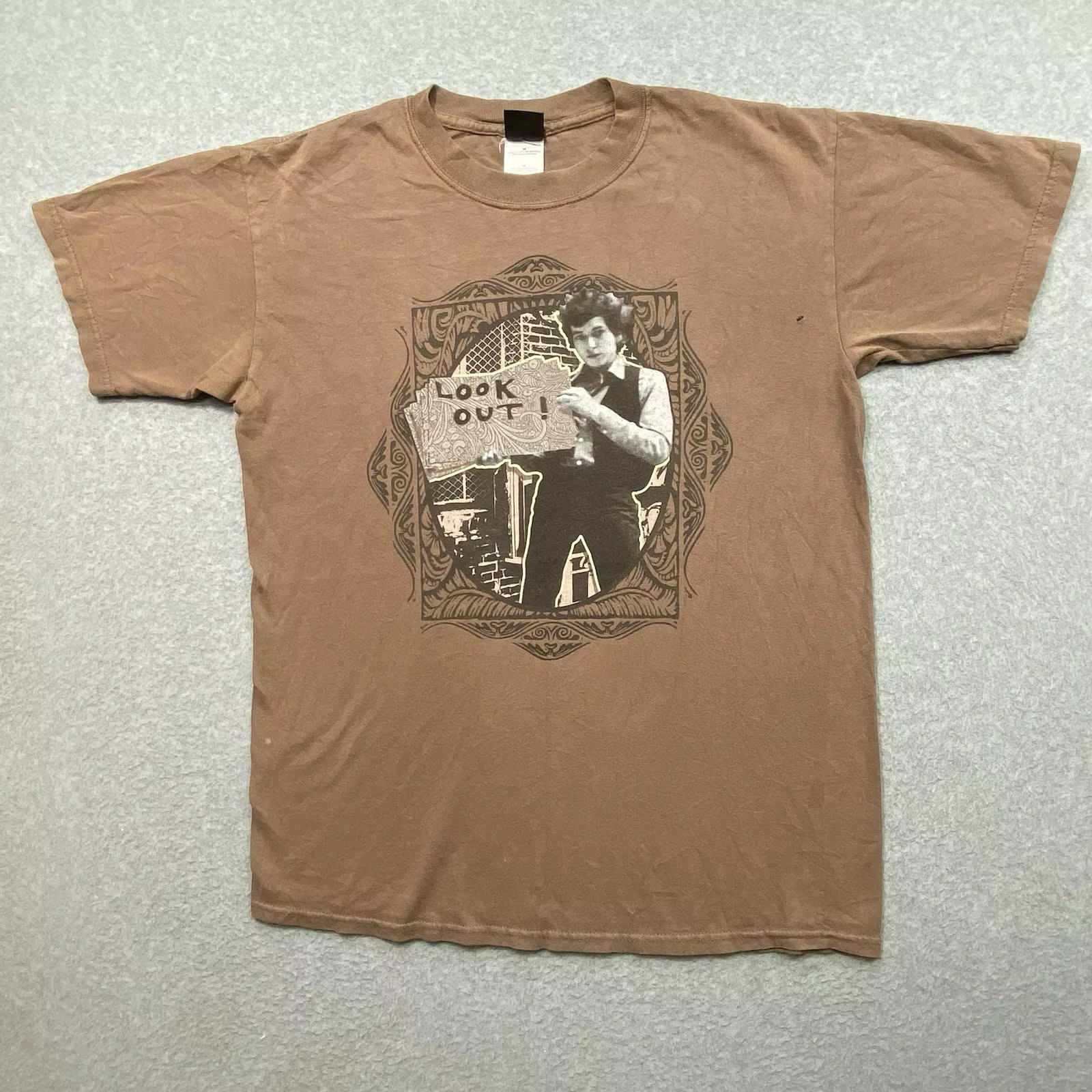 T-shirt vintage Y2K Bob Dylan Look Out marron pour homme taille M Music Distressed