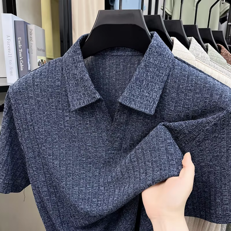 Polo en tricot à col en V pour homme