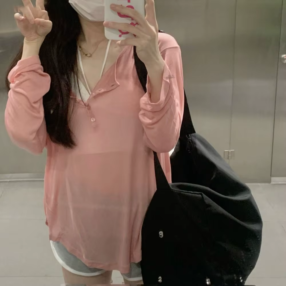 T-shirt à manches longues et col en V pour femme