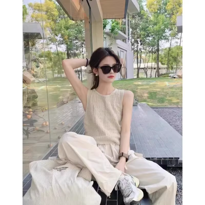 Débardeur en tricot beige pour femmes