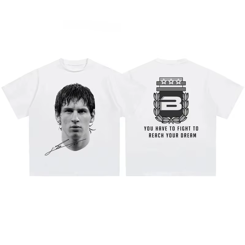T-shirts imprimés avec les portraits des superstars du football Cristiano Ronaldo
