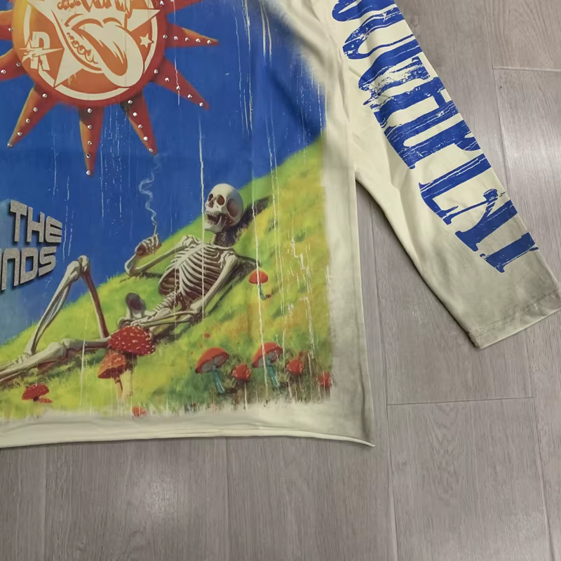 T-shirt imprimé délavé style rétro américain à manches longues