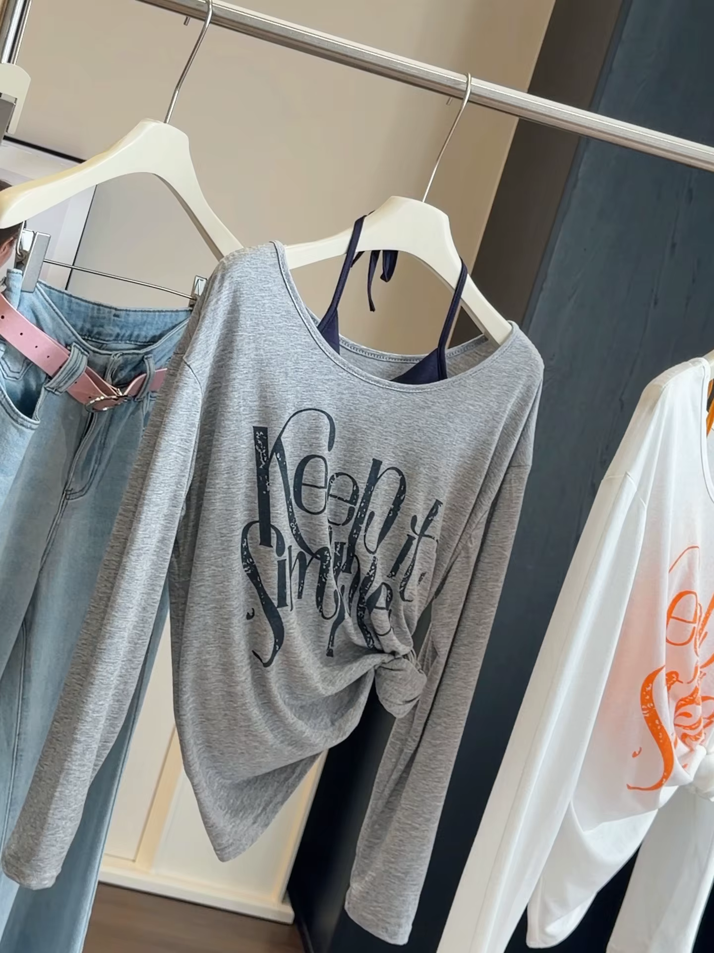 T-shirt blanc à manches longues anti-UV pour femme