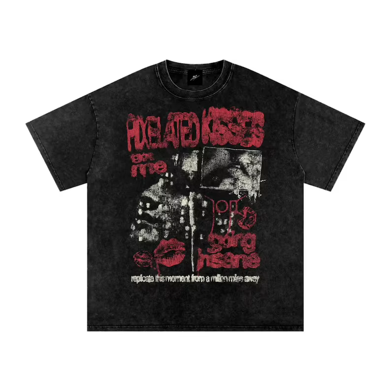 T-shirt oversize en coton style vintage inspiré de Piss in the Wind PIXELATED KISSES