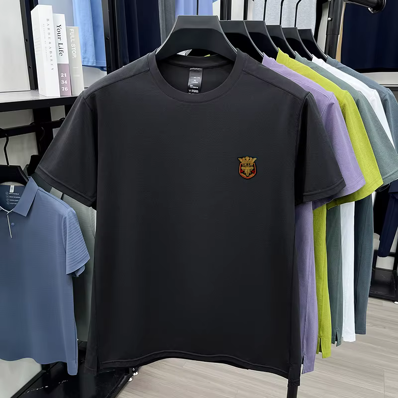 Badge de marque brodé manches courtes hommes t-shirt de luxe designer de mode nouveau été col rond décontracté confort