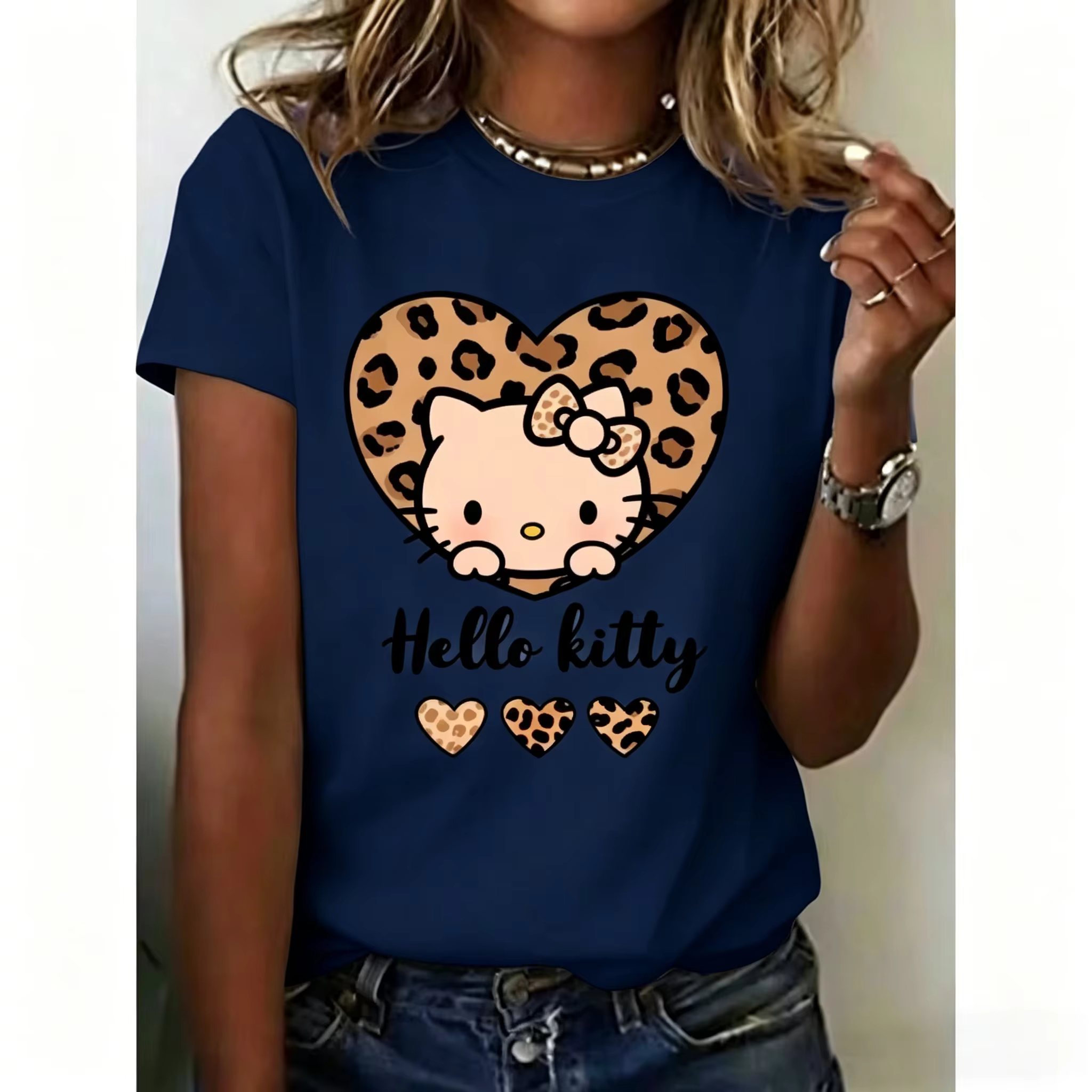 Nouveau T-shirt d'été Kawaii Hello Kitty à imprimé léopard et cœur