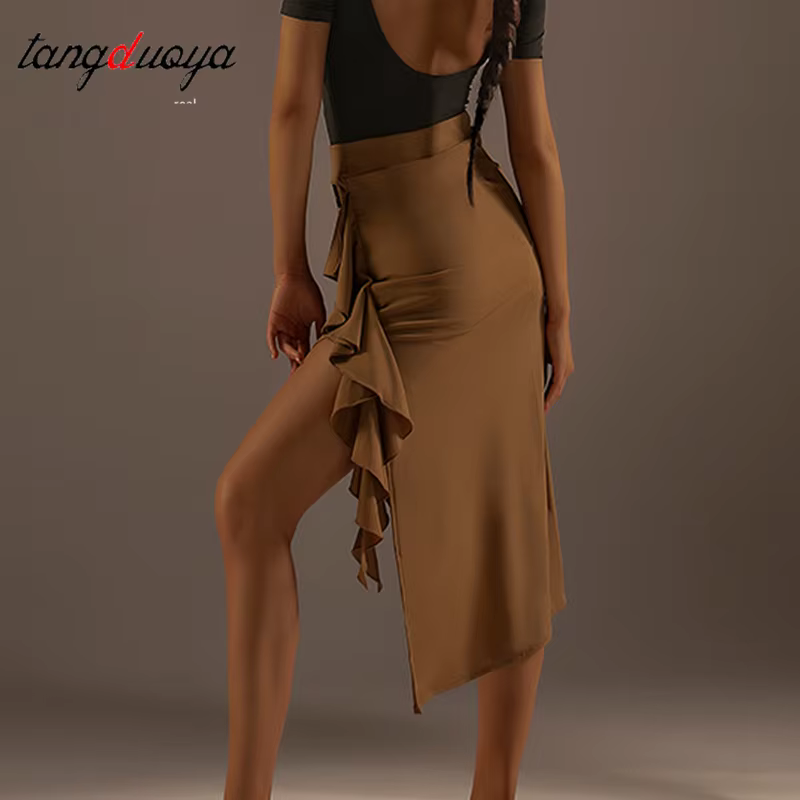 Hauts de danse latine noirs pour femmes