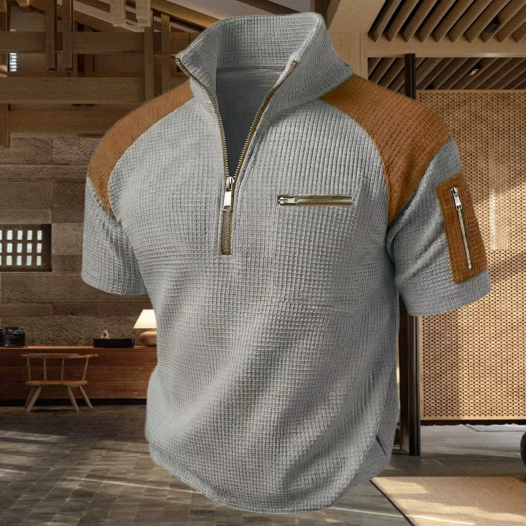 Polo pour homme avec fermetures éclair sur les bras et la poitrine pour un design coloré