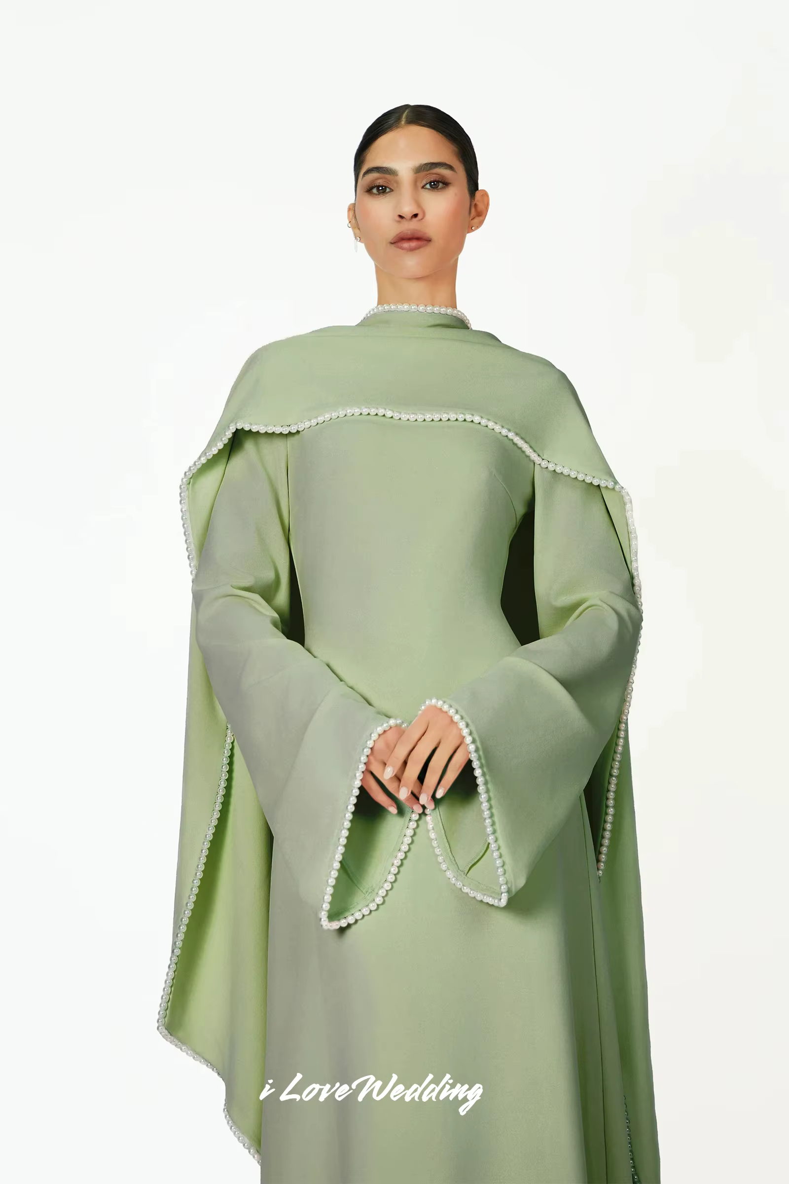 Robe de soirée en Satin vert sauge