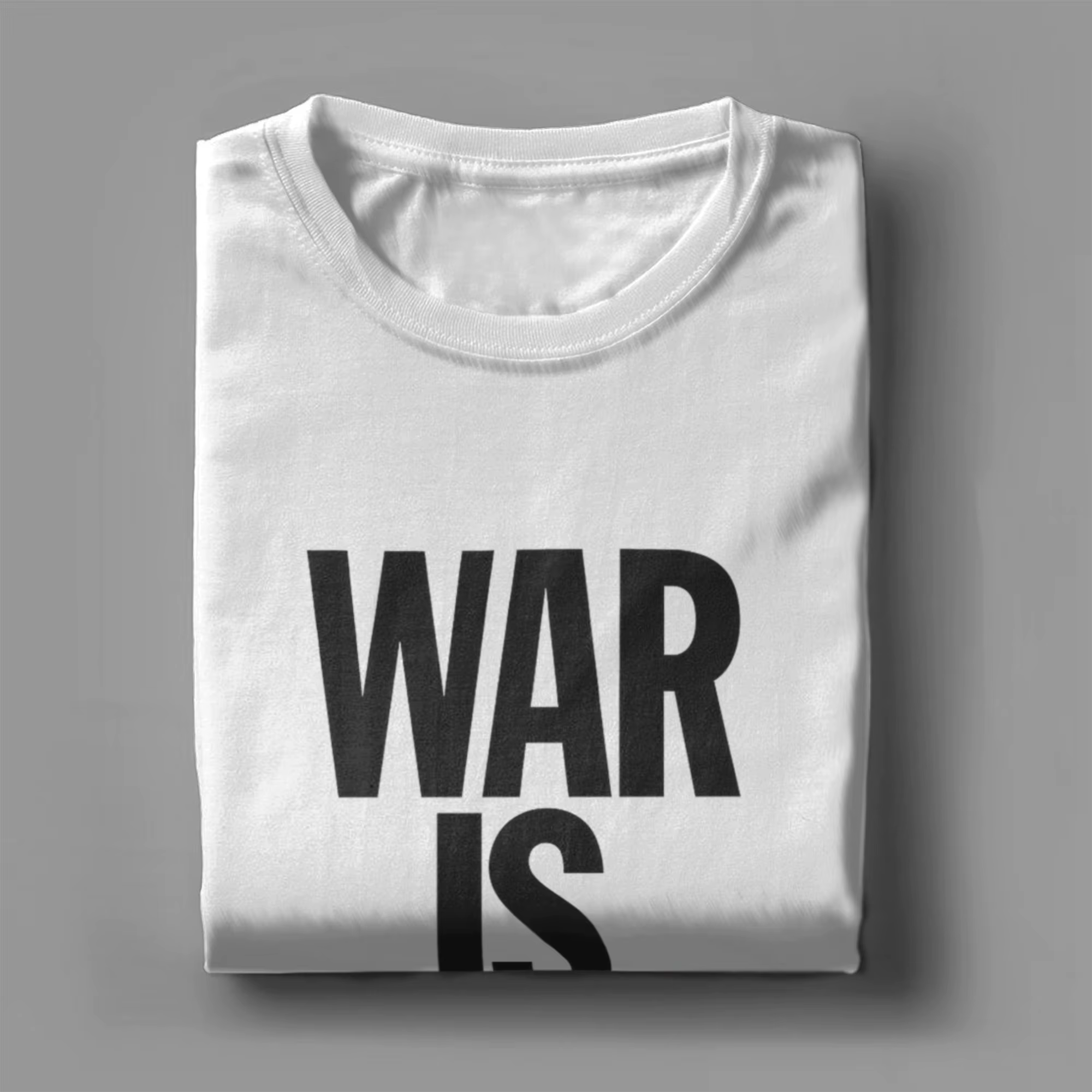 T-shirt John Lennon War Is Over