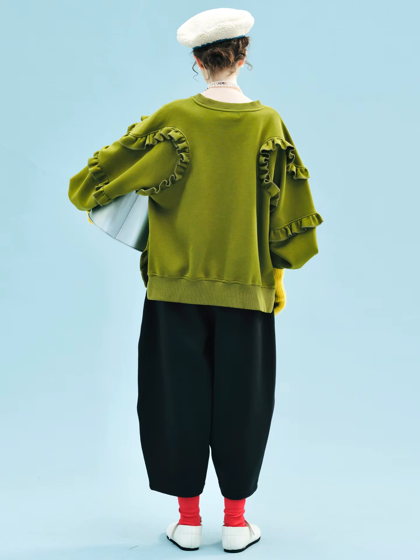 Sweat-shirt vert olive à manches volantées uniques accrocheur pour les vêtements décontractés de rue 255243