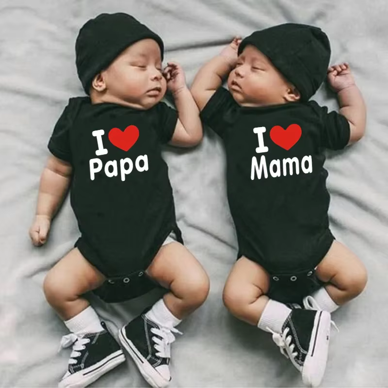 T-shirt barboteuse amusant « I Love Mama & Papa » pour bébé