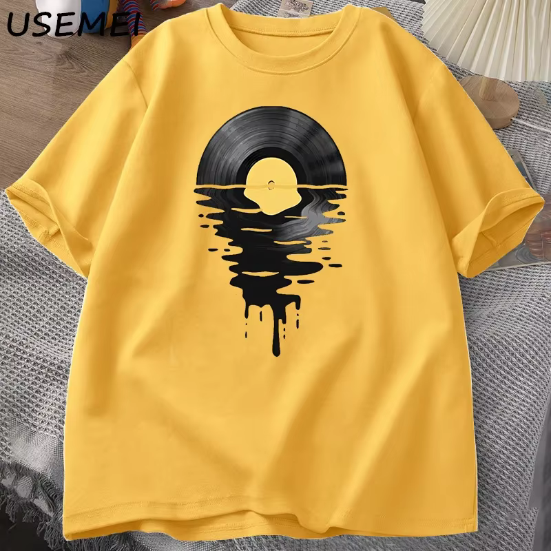 T-shirt Vinyle Cool Coucher de Soleil Vintage pour Amateurs de Musique