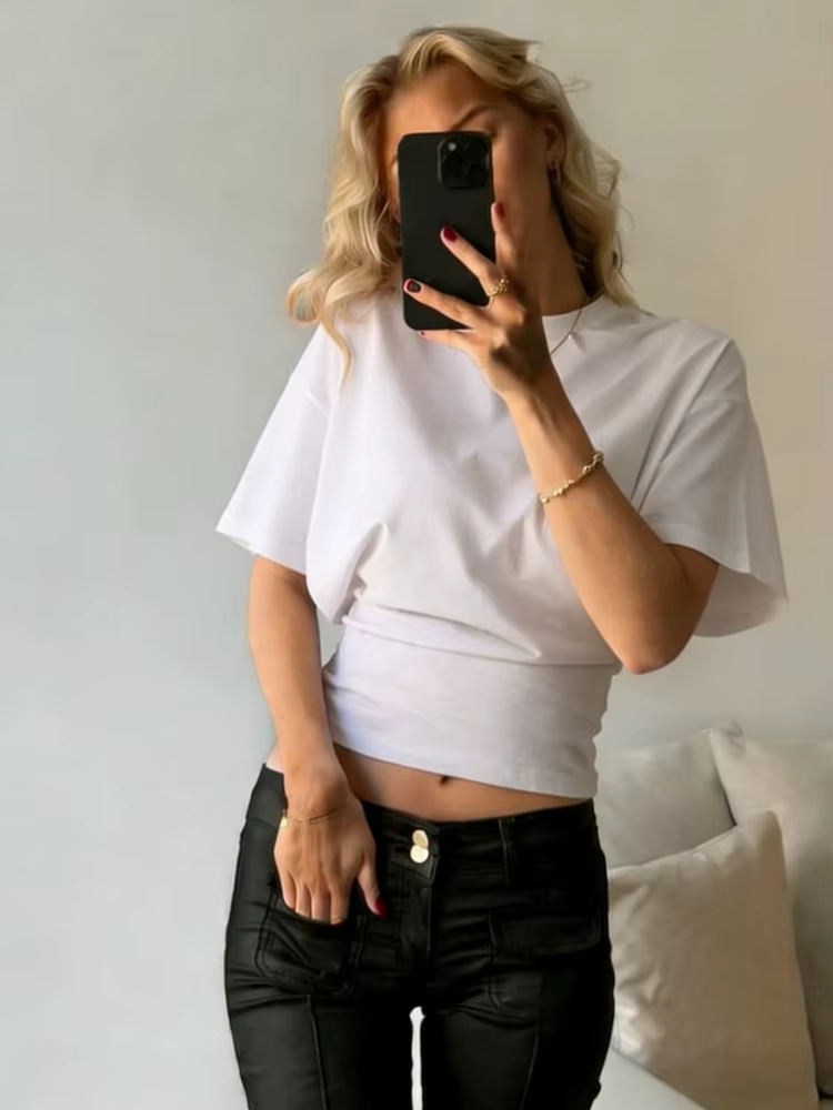 T-shirt court plissé à manches évasées pour femme
