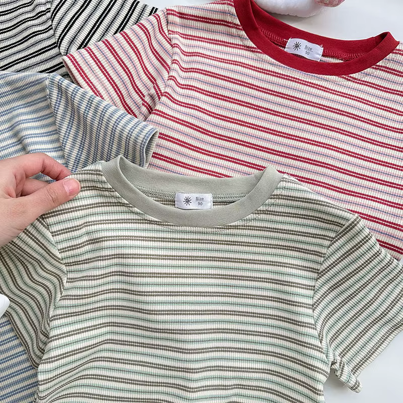T-shirt rayé à manches courtes pour enfants