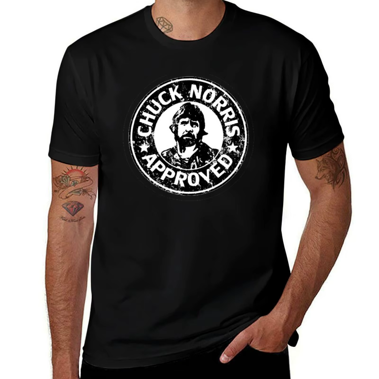Chuck Norris T-Shirt approuvé