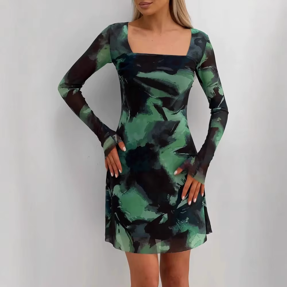 Robe longue à col carré pour femmes