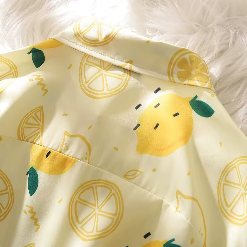 Plage demi manches chemise hommes été nouveau japonais rétro décontracté ample citron imprimé revers manteaux populaire polyvalent femmes mince hauts