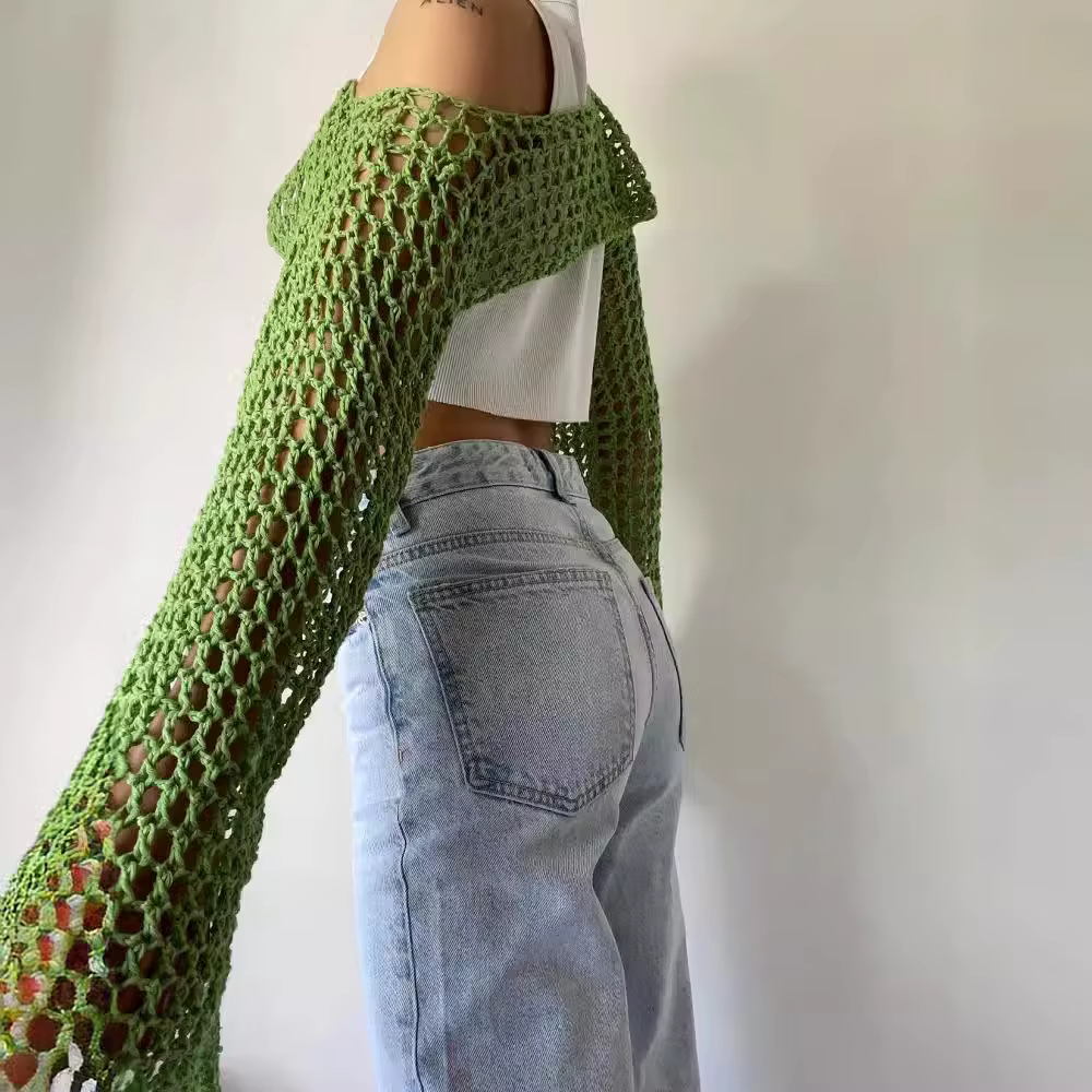 Haut court en crochet à manches longues pour femmes