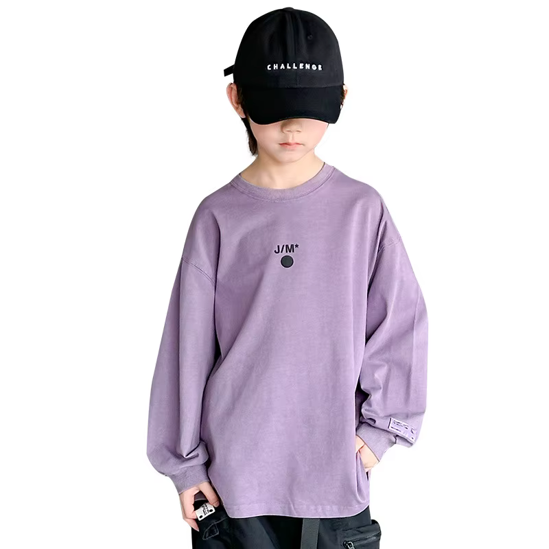 T-Shirt avec lettres violettes pour garçons