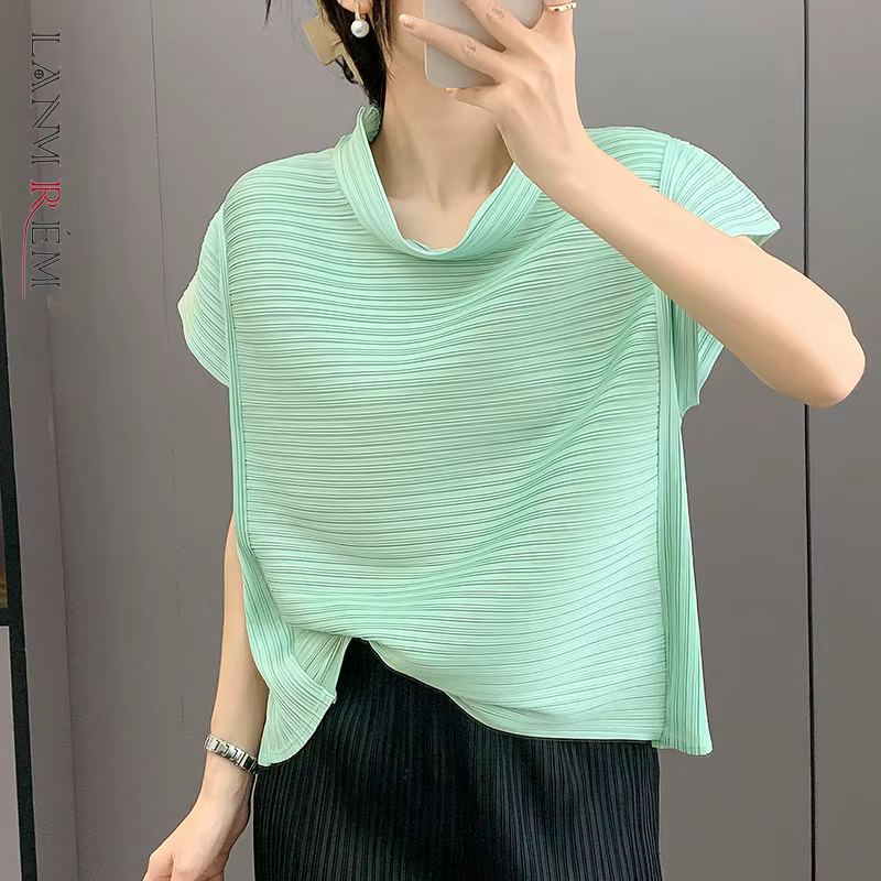 LANMREM 2025 été nouveau T-shirt plissé pour femmes épaules dénudées revers manches courtes élastique col montant ample pull haut 2DB4315