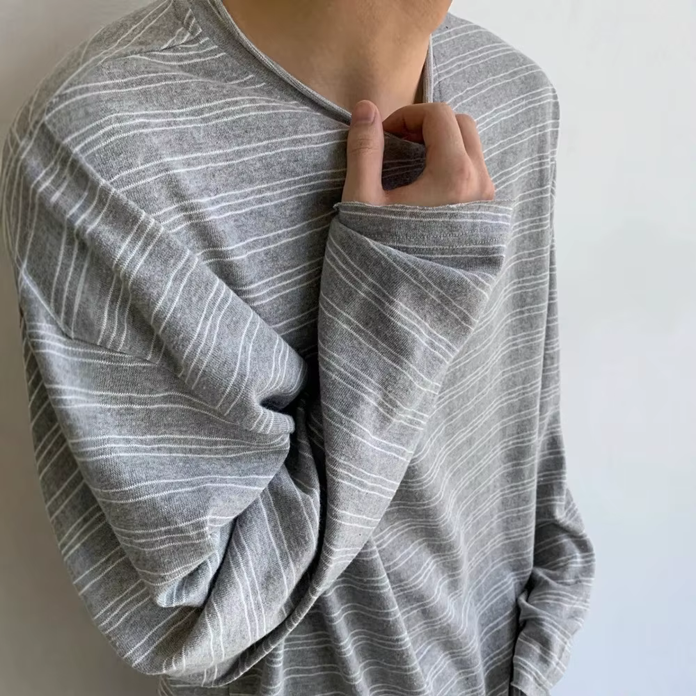 T-shirt à manches longues rayé gris pour homme
