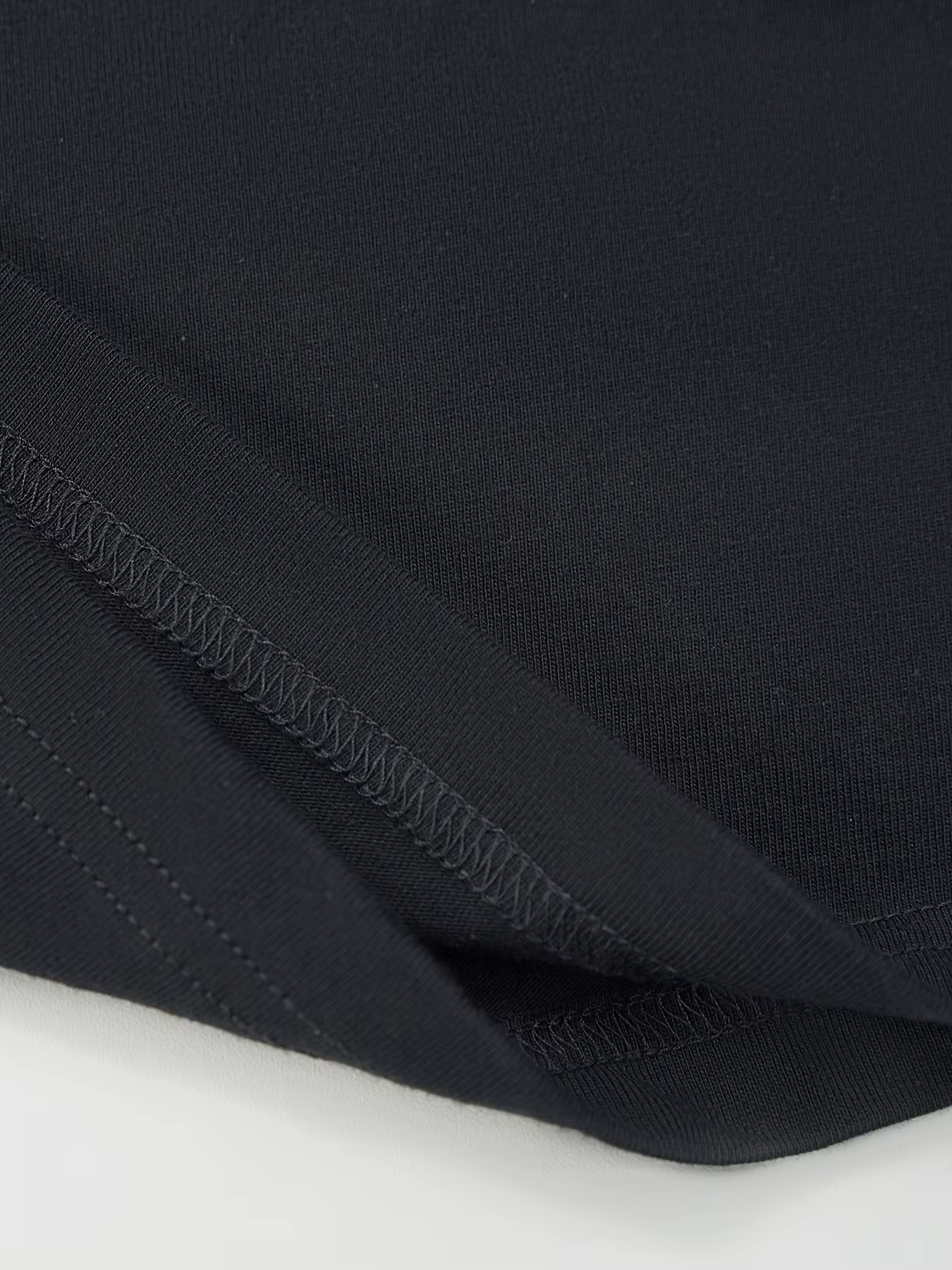 T-shirt à manches courtes pour femmes