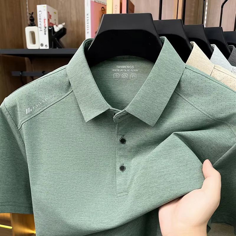 Chemises polo pour hommes à manches courtes
