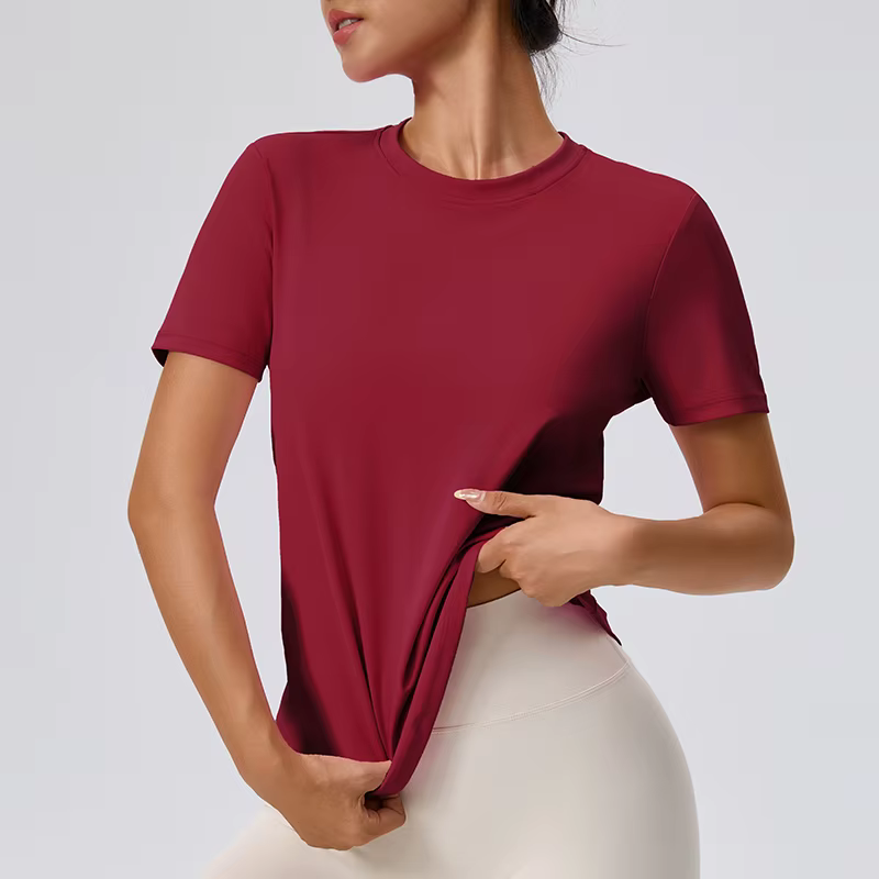 T-shirt classique à col rond pour femmes